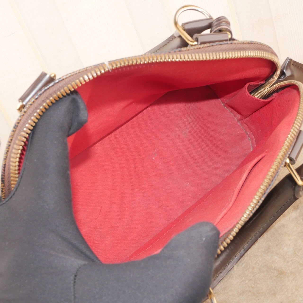 Bolso Louis Vuitton Alma BB Damier Ebene