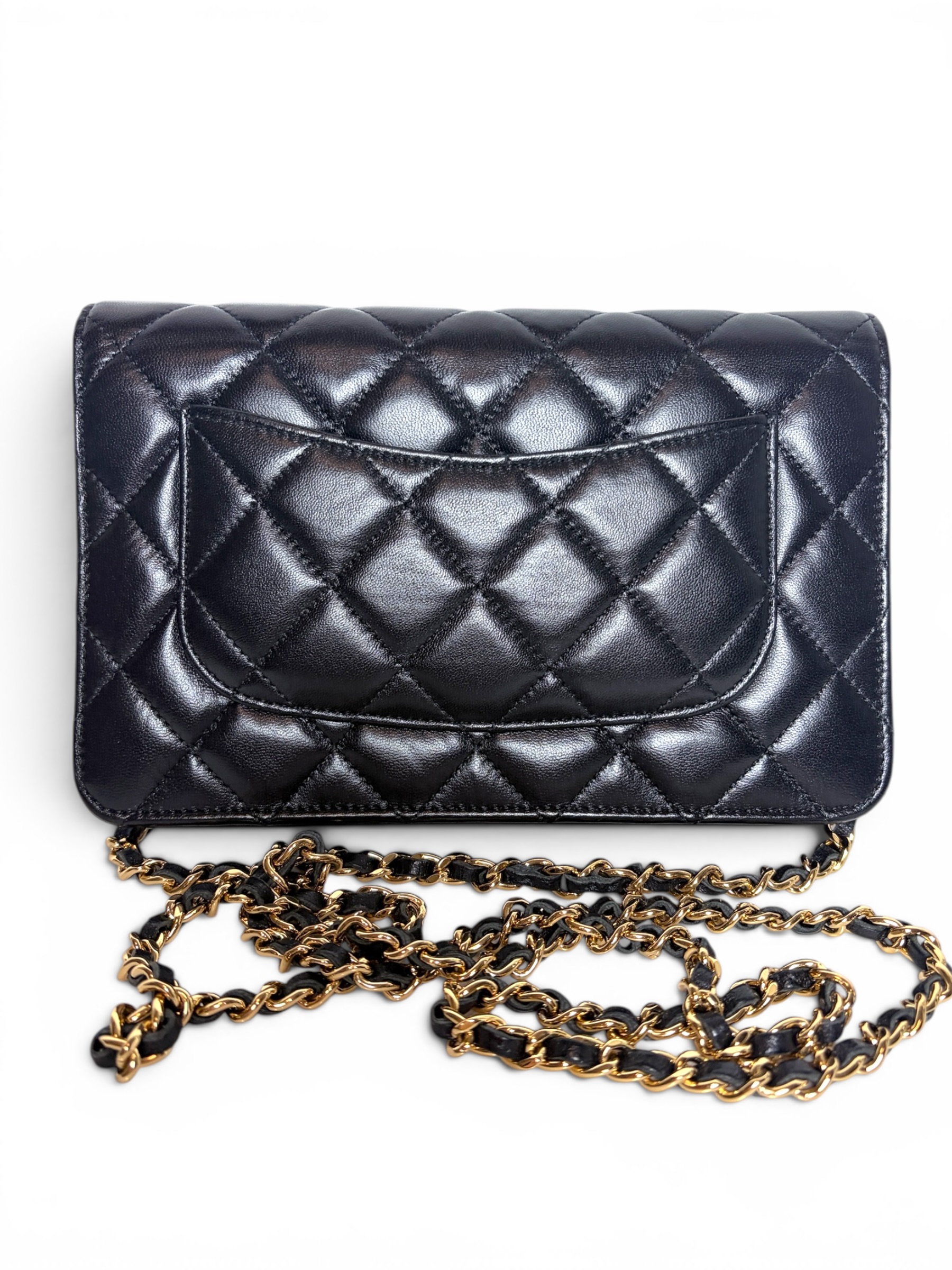 Chanel Classic Wallet on Chain (WOC)