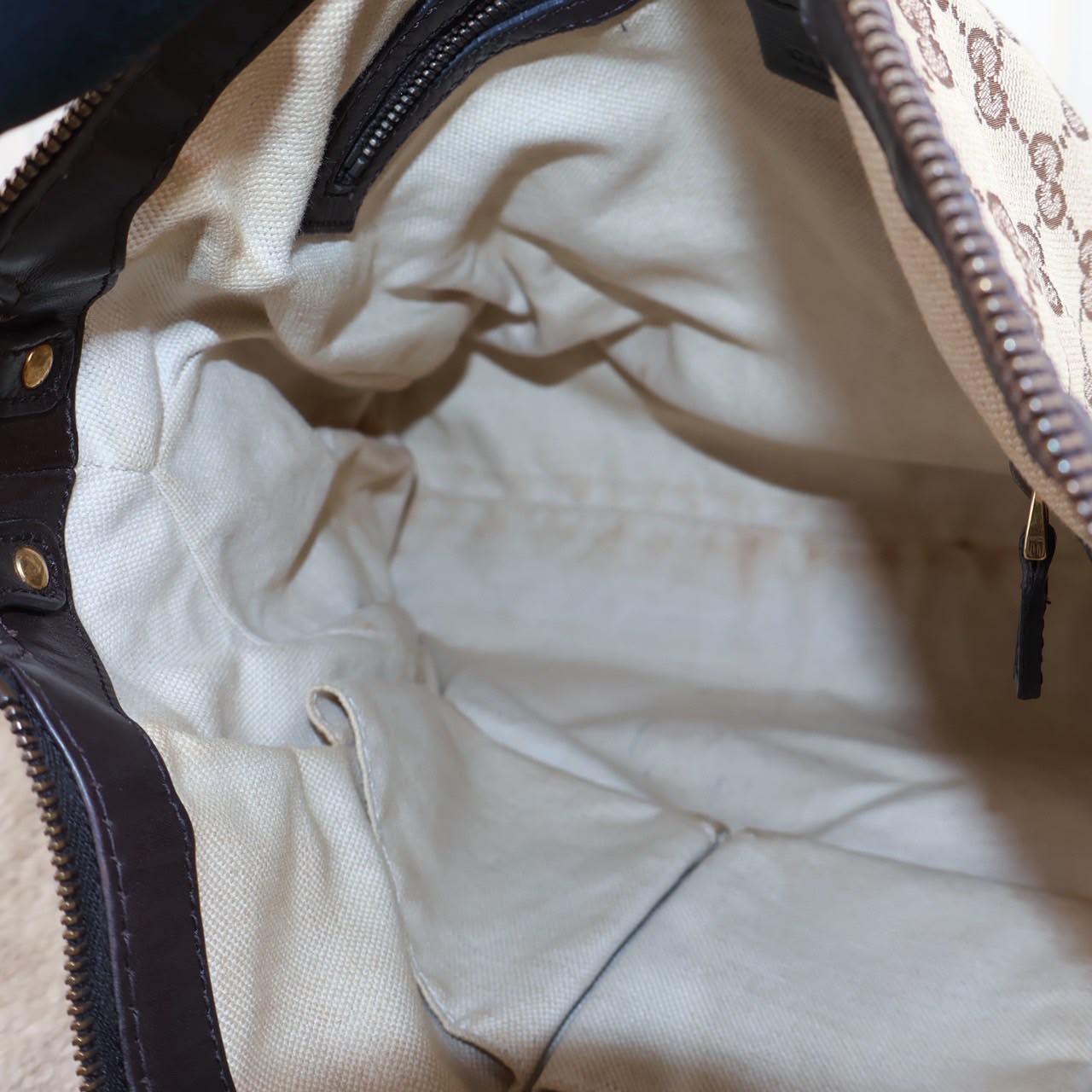 Bolso Gucci Scarlett Hobo GG Canvas
