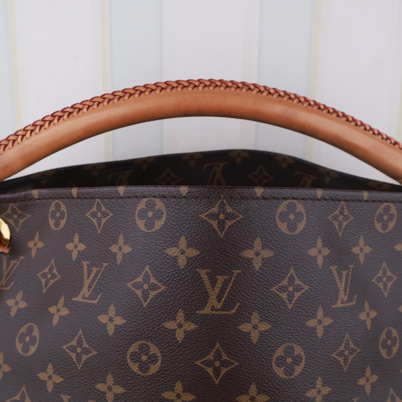 Bolso Louis Vuitton Artsy GM Monogram