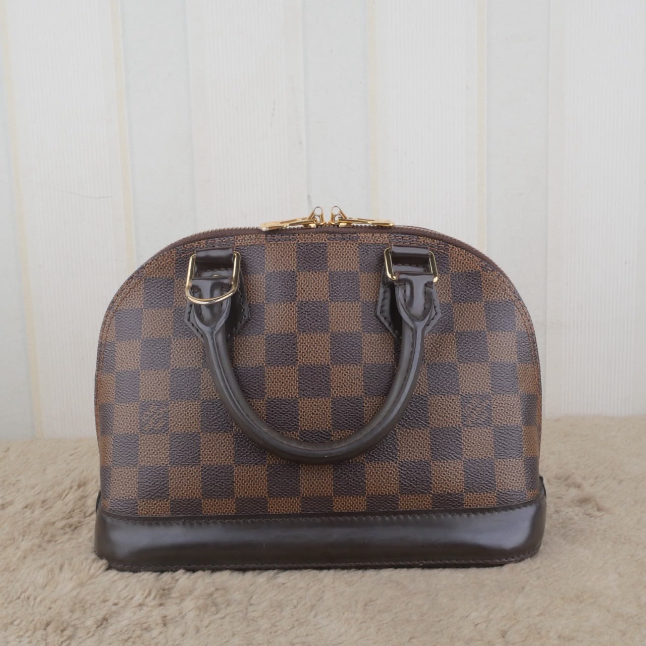 Bolso Louis Vuitton Alma BB Damier Ebene