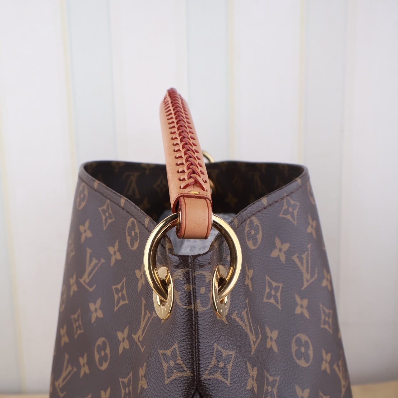Bolso Louis Vuitton Artsy GM Monogram