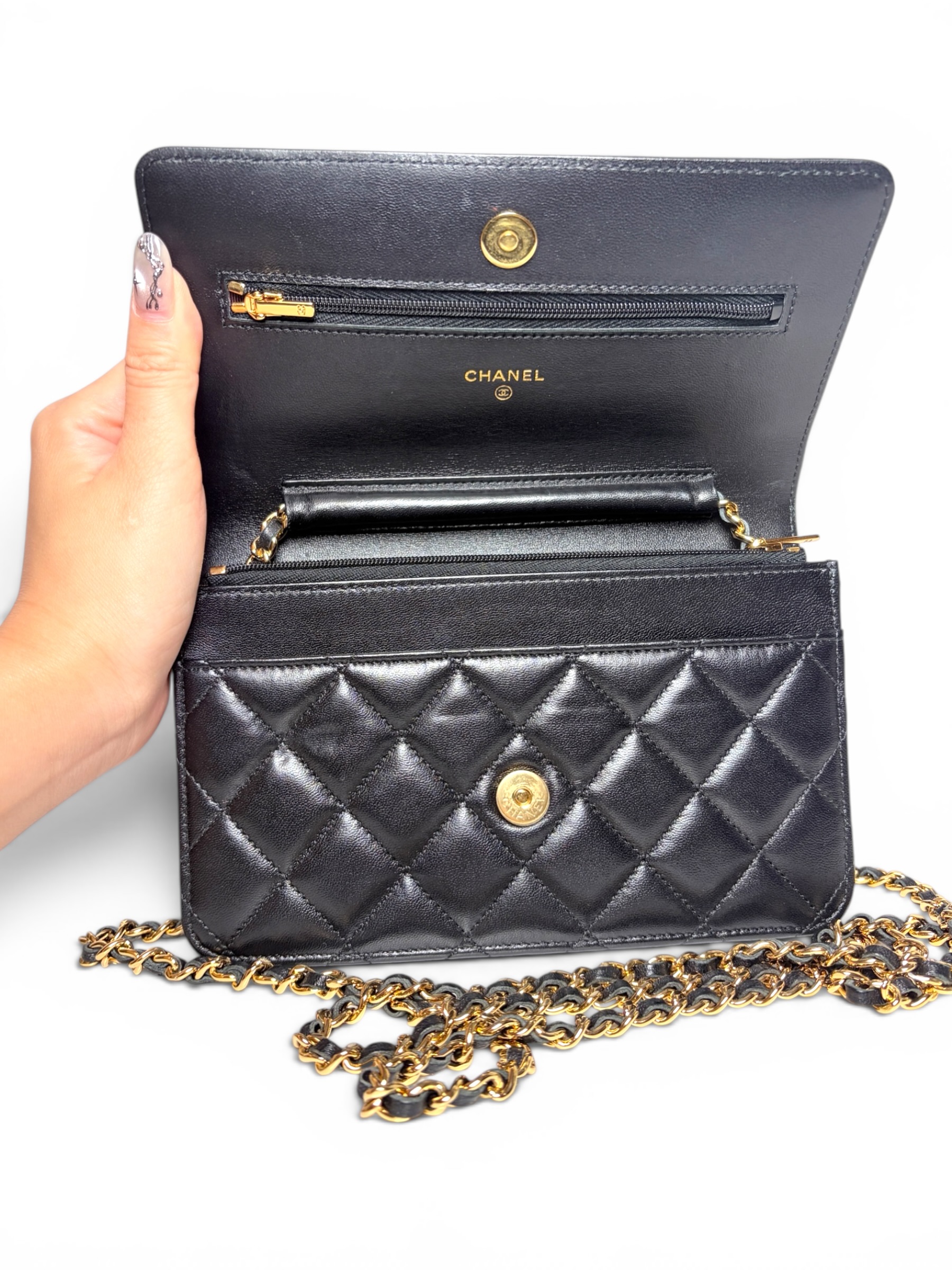 Chanel Classic Wallet on Chain (WOC)