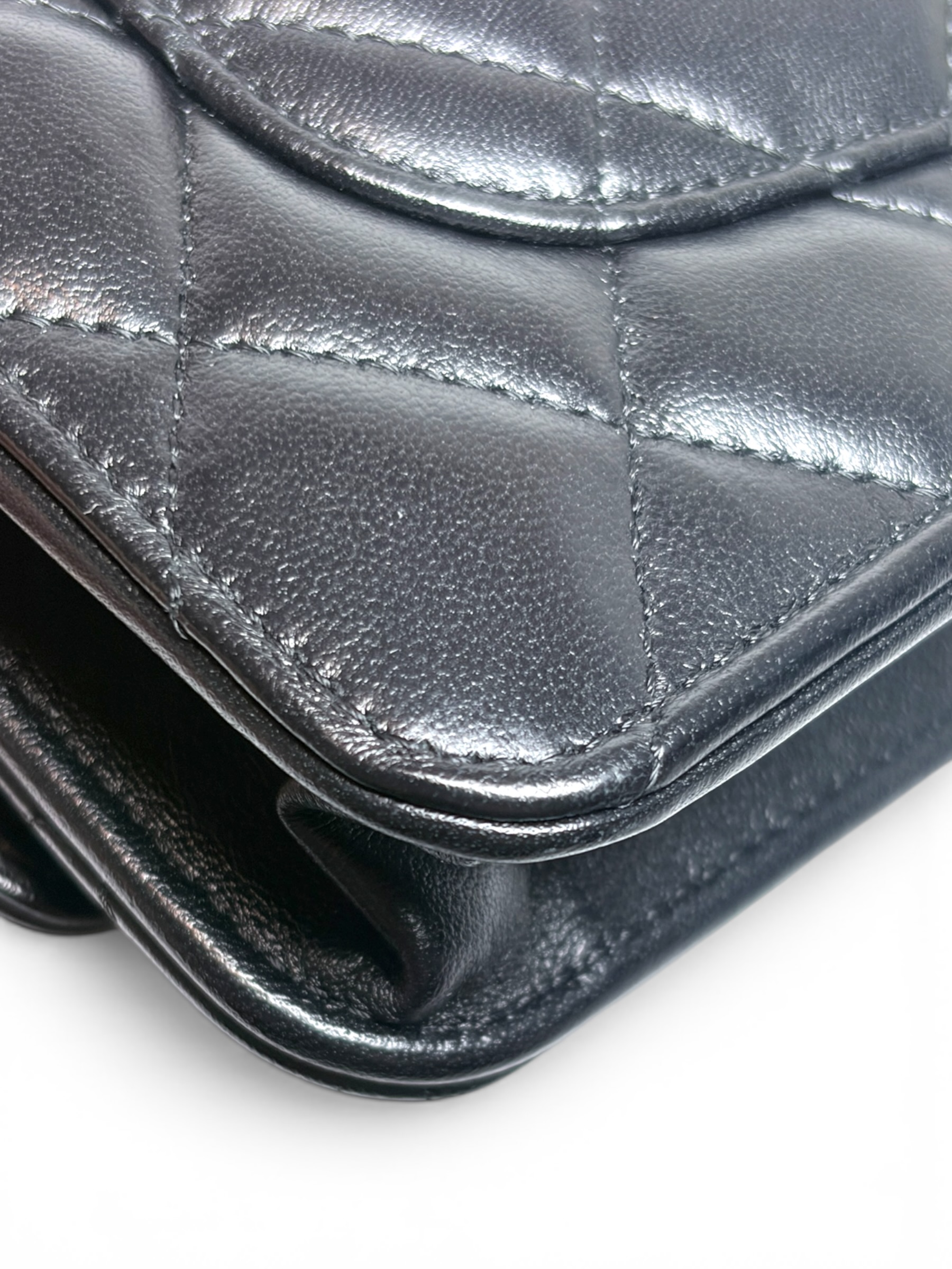 Chanel Classic Wallet on Chain (WOC)