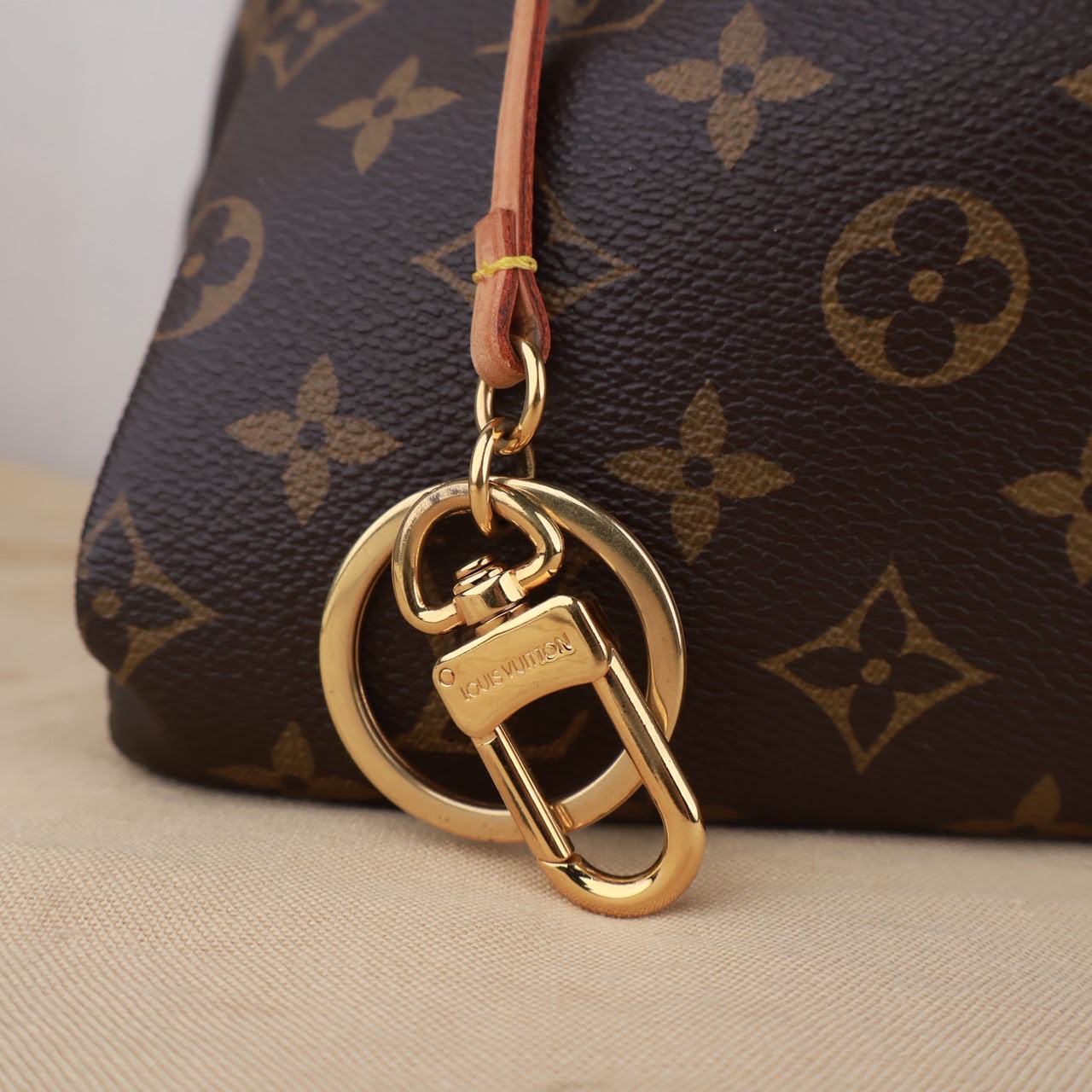 Bolso Louis Vuitton Artsy GM Monogram