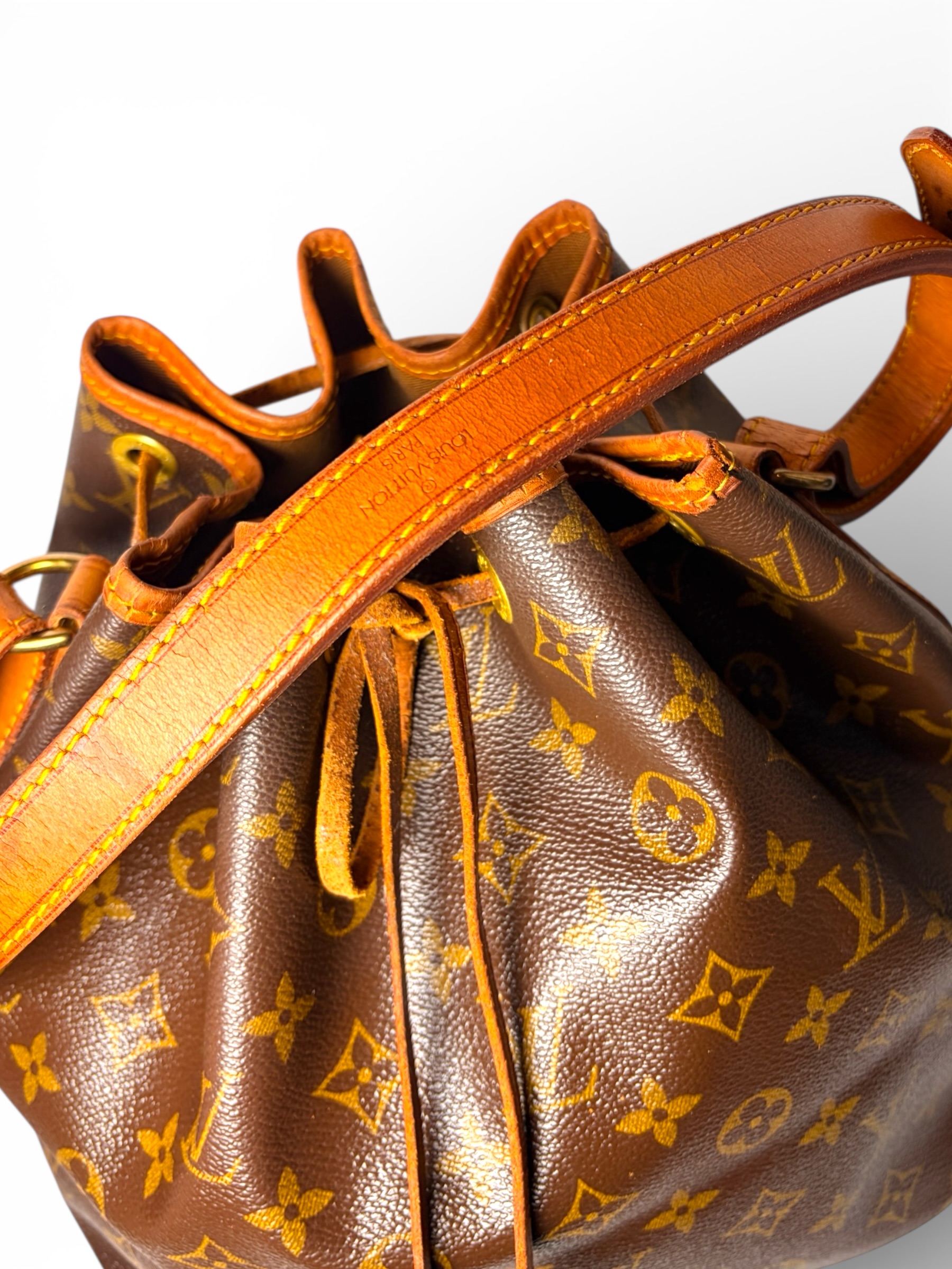 Bolso Louis Vuitton Noe Petit