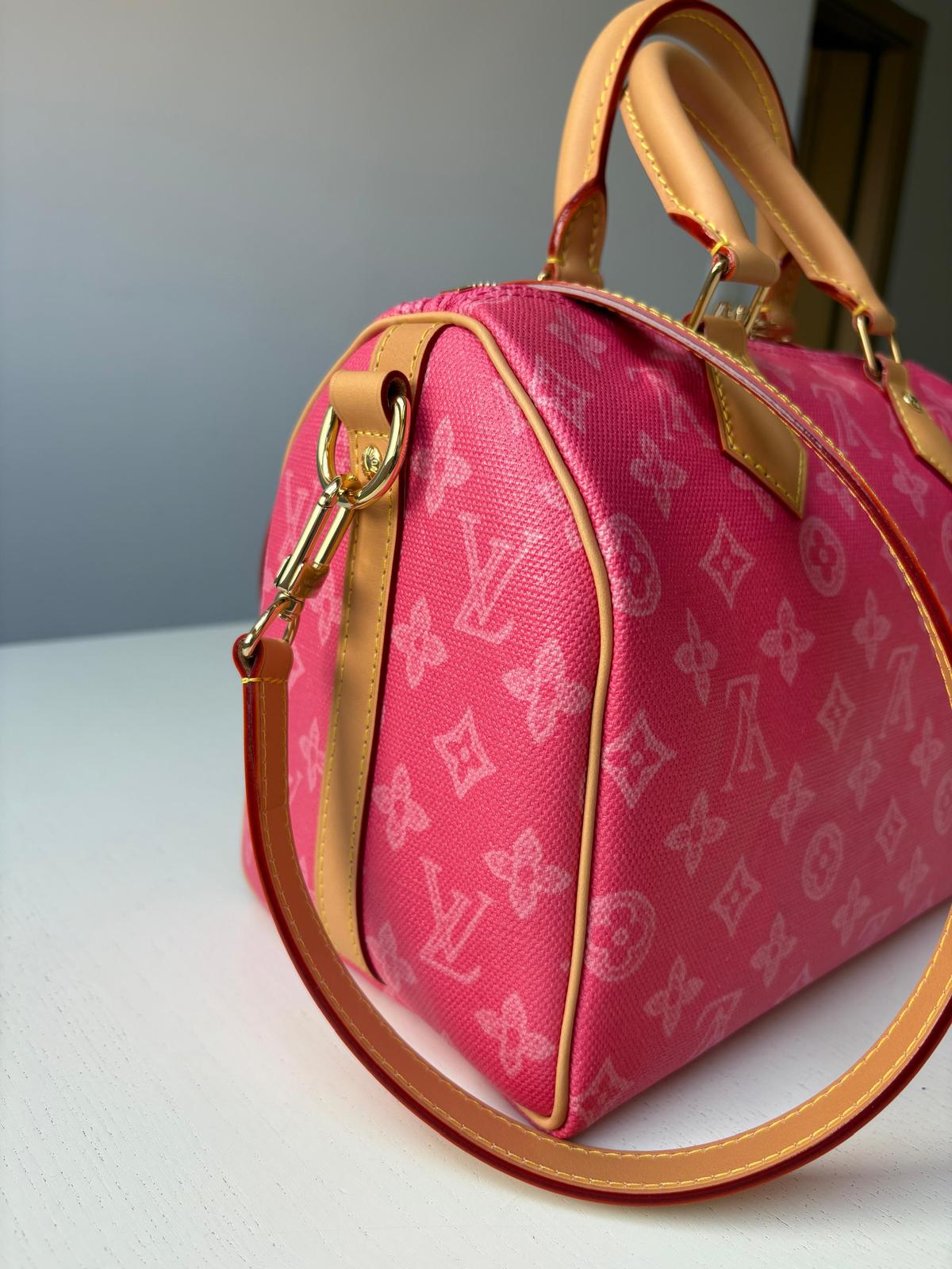 Pink Louis Vuitton Speedy Bandoulière 25 Bag
