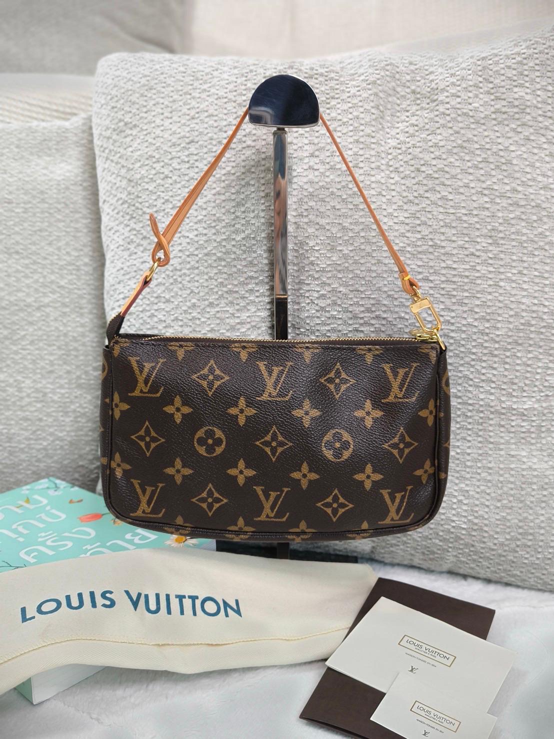 Bolso Louis Vuitton Pochette Accessoires