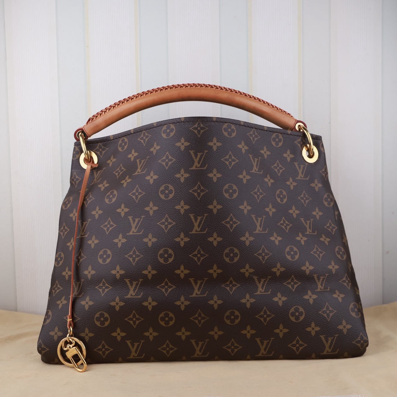 Bolso Louis Vuitton Artsy GM Monogram
