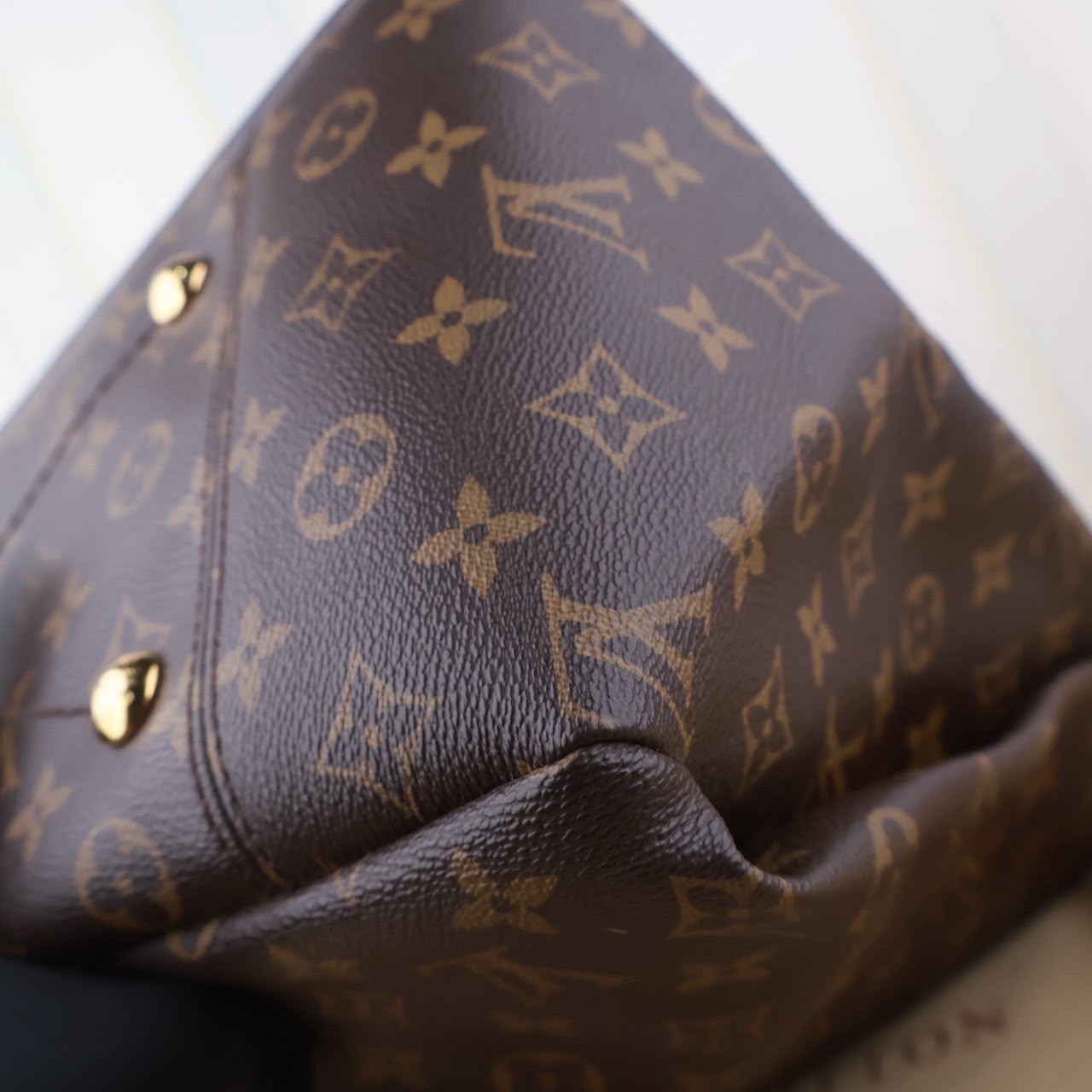 Bolso Louis Vuitton Artsy GM Monogram