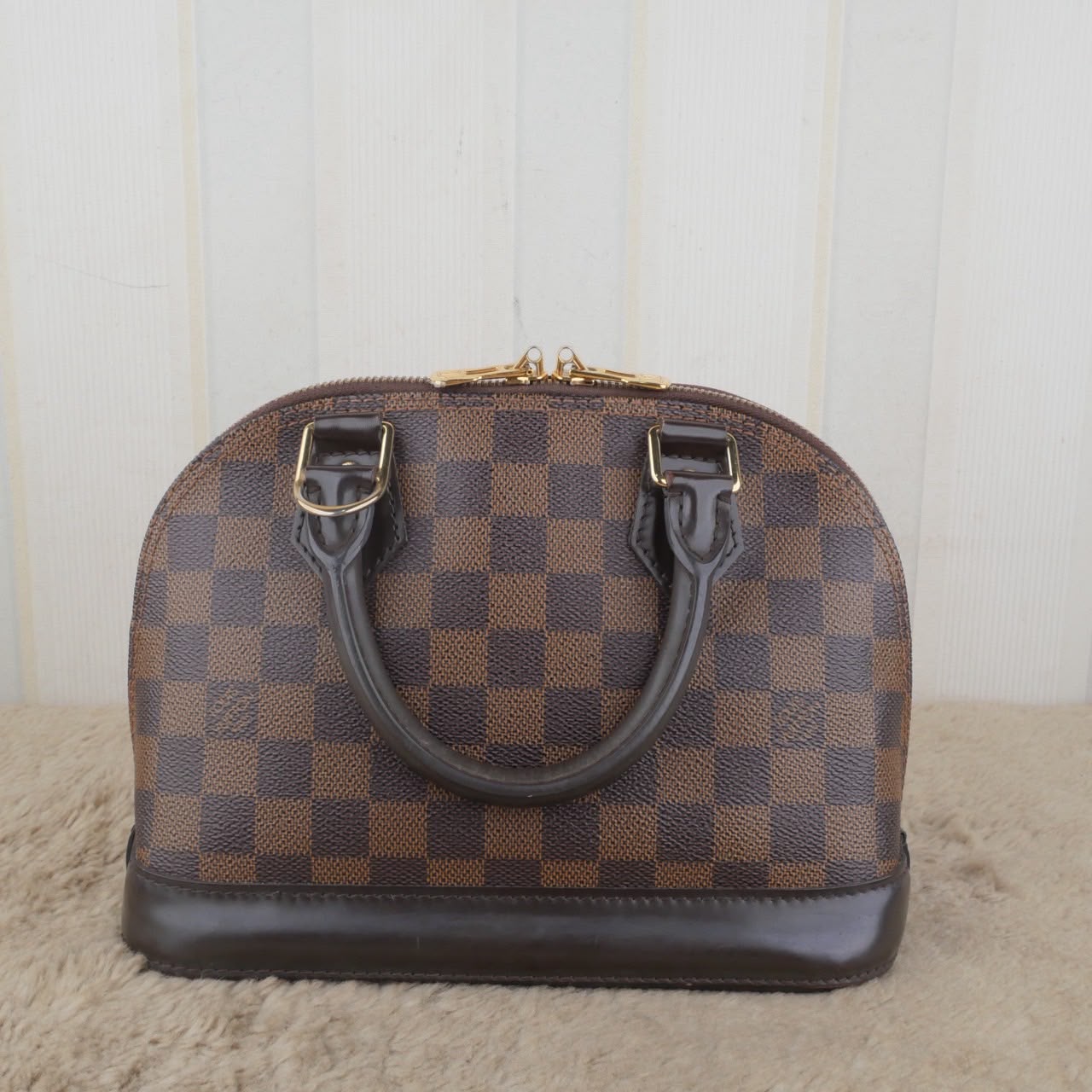 Bolso Louis Vuitton Alma BB Damier Ebene