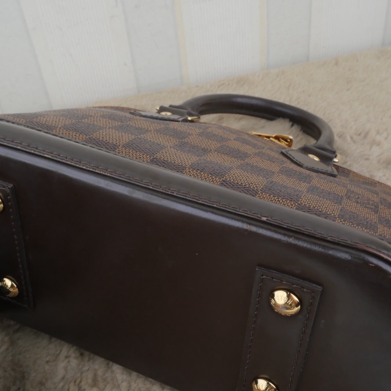 Bolso Louis Vuitton Alma BB Damier Ebene